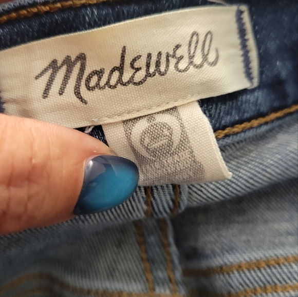 Madewell Mid-Rise Kick Out Jeans Size 26P - Picture 3 of 8